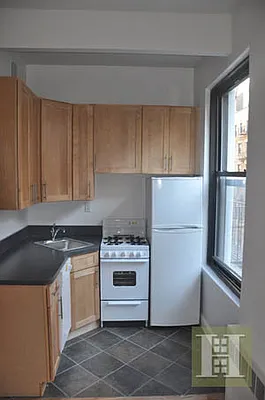 Rented by Halstead Real Estate | media 19