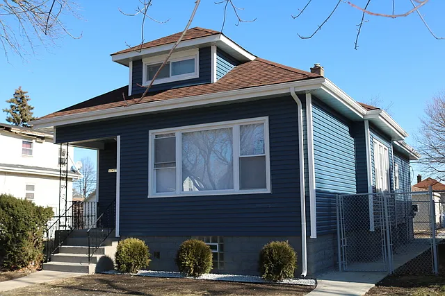 12455 S Stewart Ave photo 1