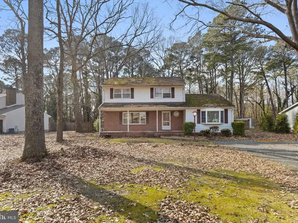 6668 Oak Ridge Dr, Hebron, MD 21830