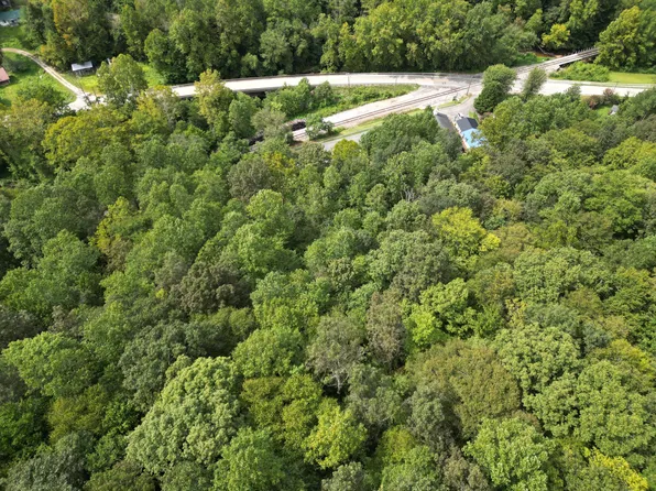 9991 S Highway 11, Manchester, KY 40962