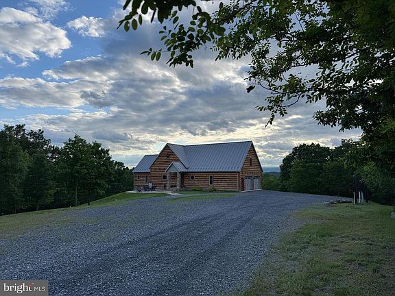 4th image of 879 Olde Oak View Dr