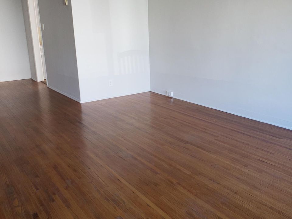 1st image of 618 E Chevy Chase Dr #618