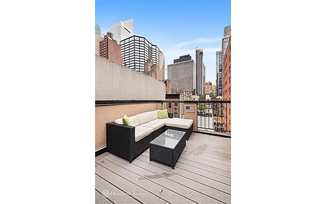 Rented by Douglas Elliman | media 15