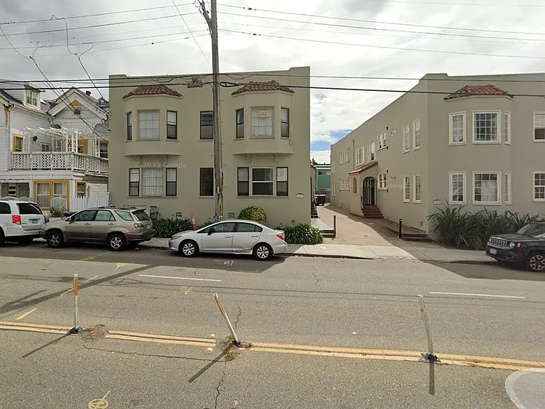 2034 Ashby Ave #12 — Photo 2