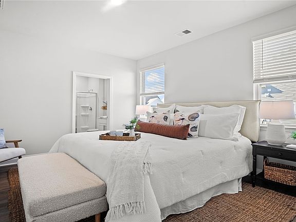 4th image of 110 Serenoa Drive