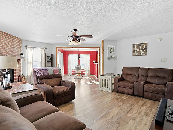 5th image of 9949 Blue Ridge Way