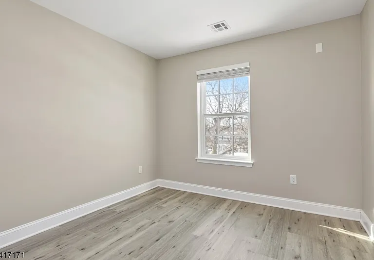 156 N Auten Ave — Photo 14
