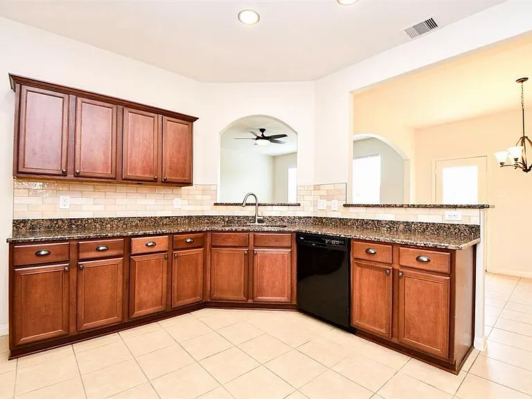 10909 Panther Ct SW — Photo 7