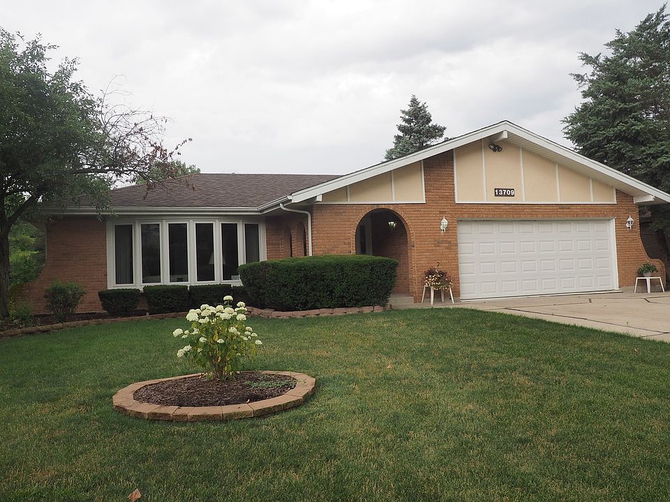 1st image of 13709 W Meath Dr
