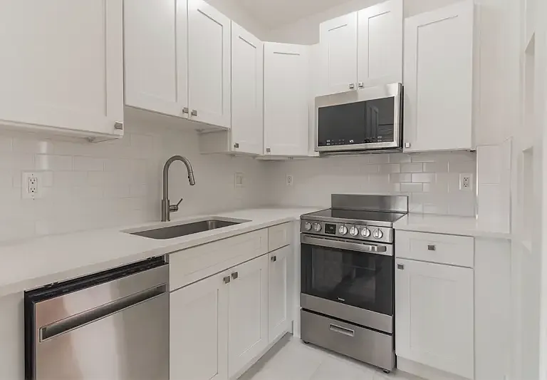 Innovo Living Hyde Park — Photo 55