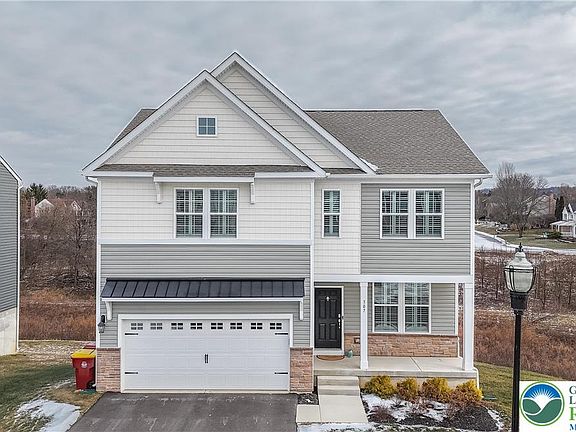 3rd image of 307 Knollwood Dr