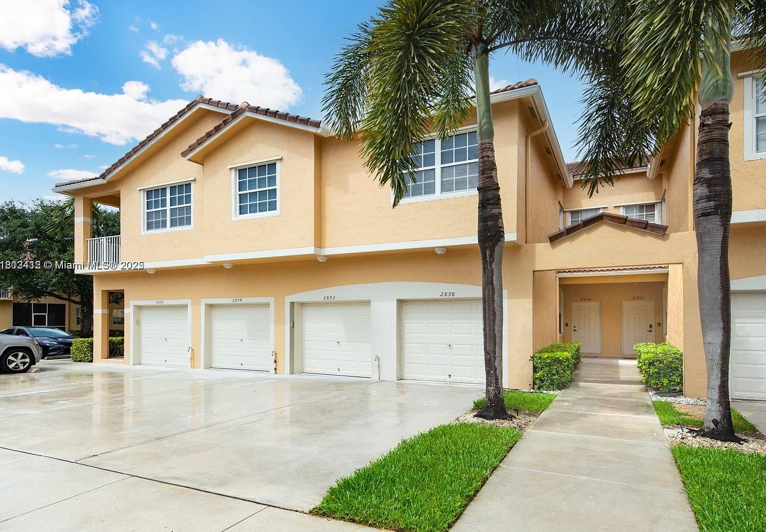 2898 Crestwood Ter #4102