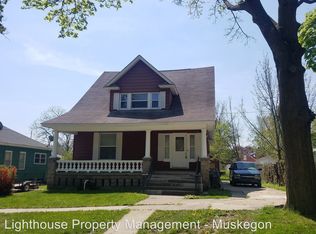 1171 Washington Ave, Muskegon, MI 49441