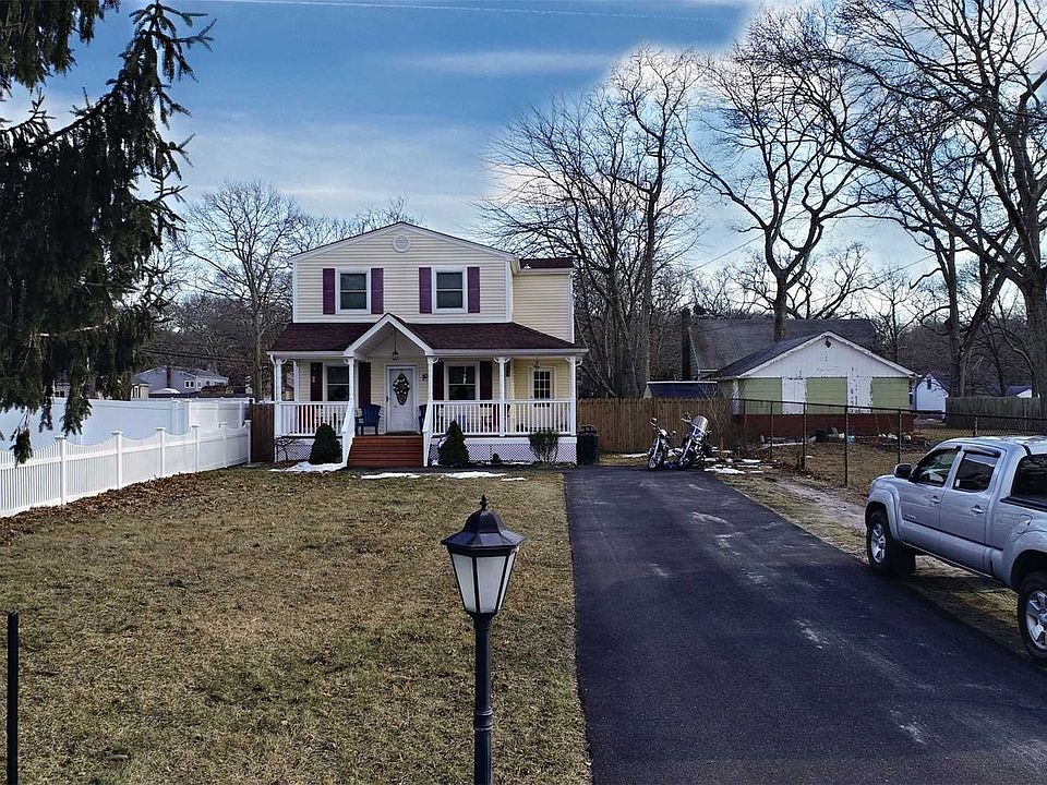 1st image of 26 Hollywood Ave