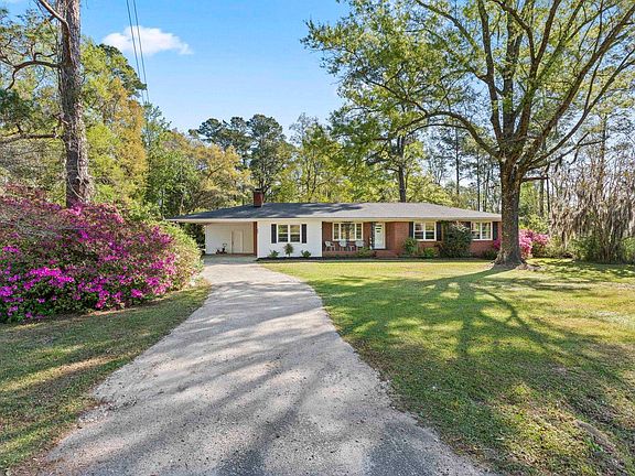 2nd image of 2090 Little Lamb Rd.