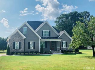 1109 Tobacco Row Ct, Zebulon, NC 27597