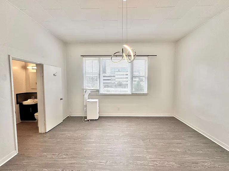 1721 4th Ave #402 — Photo 5