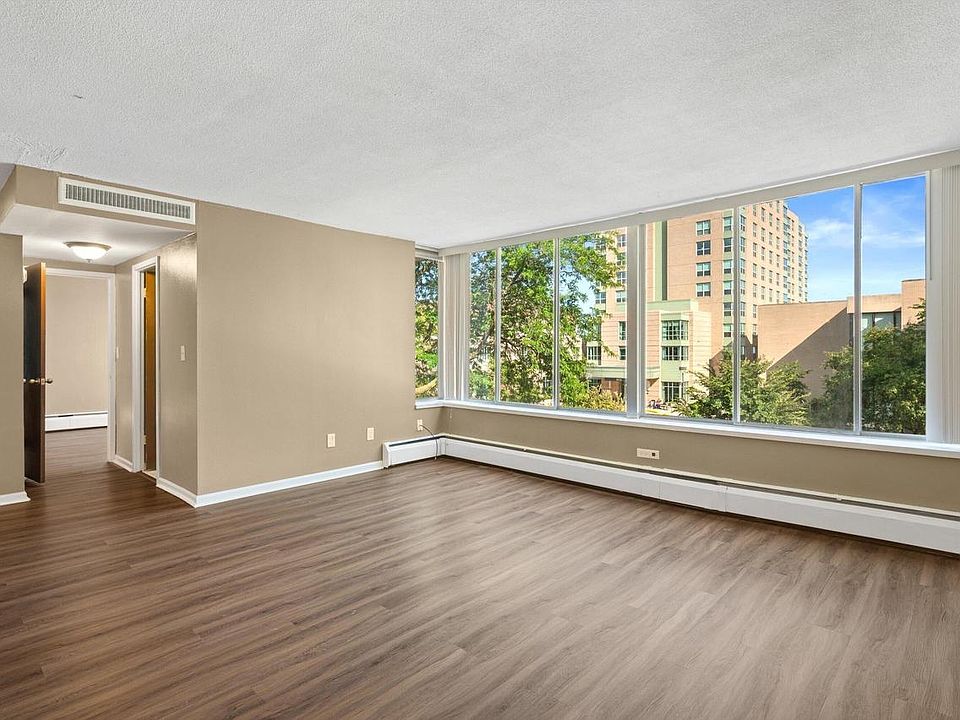 1st image of 1409 N Prospect AVENUE #302