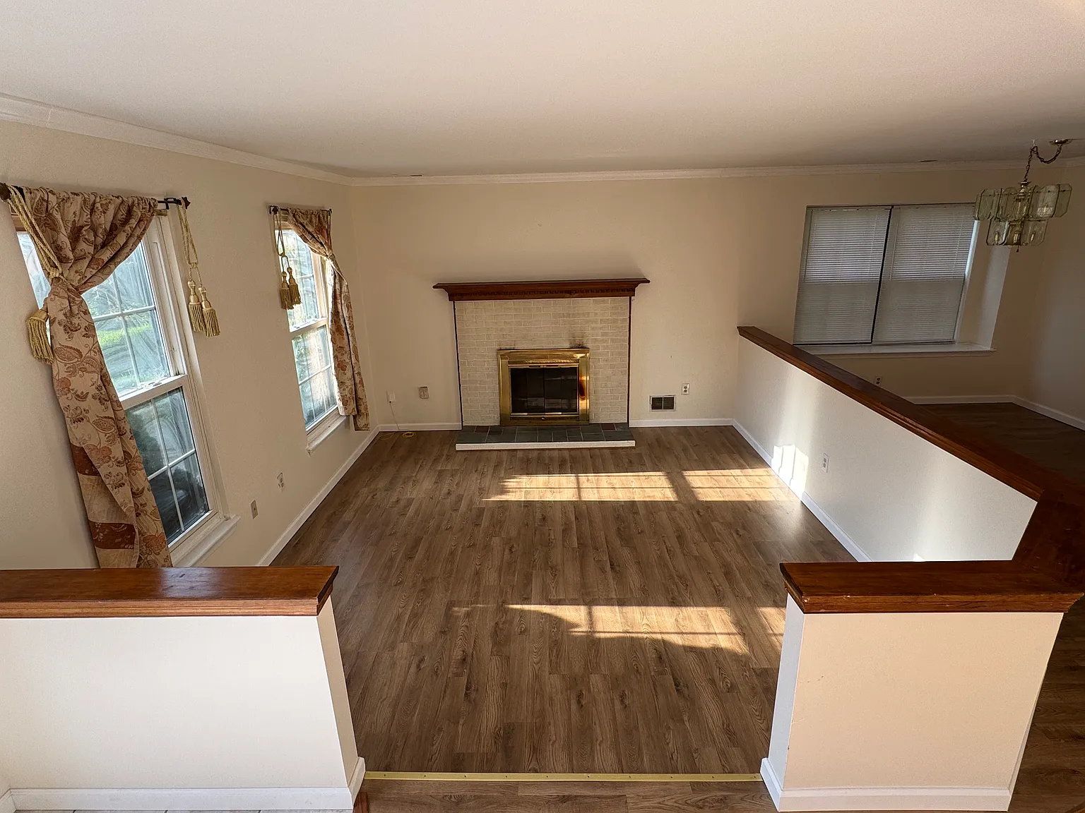 3 bed, 2.5 bath, 1564 sqft, $3,200 — Photo 3