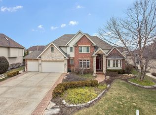 330 Pinehurst Dr, Palos Heights, IL 60463
