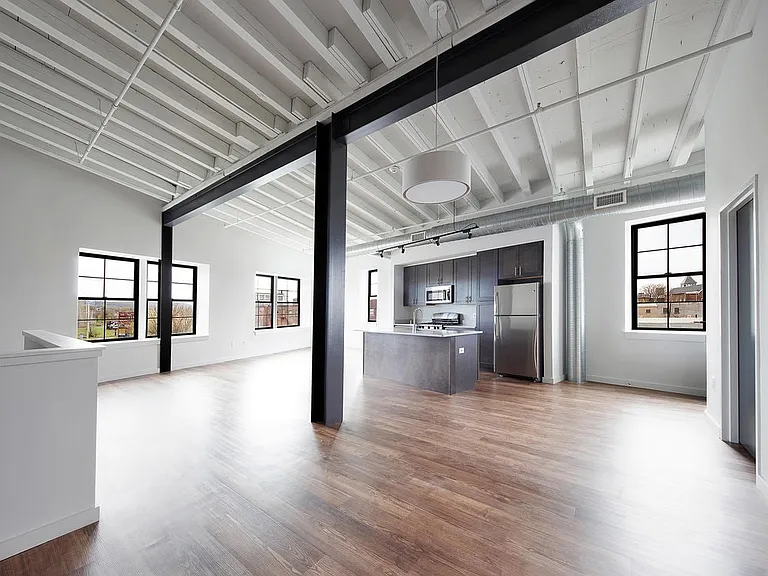 107 W Hamilton St #7 — Photo 1