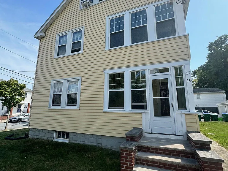 29 Frederick Ave #2 — Photo 15