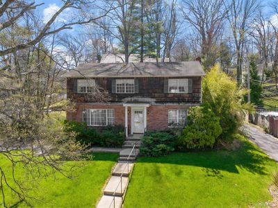 240 Shoreward Drive, Great Neck, NY, 11021