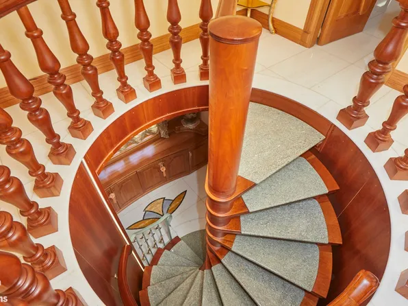 1068 82nd Street image 9 of 24