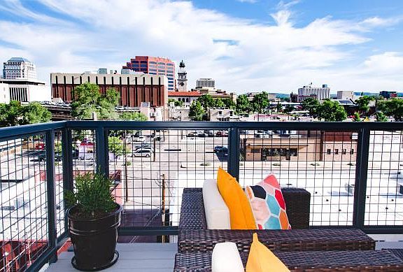 Blue Dot Place, Stunning Downtown View