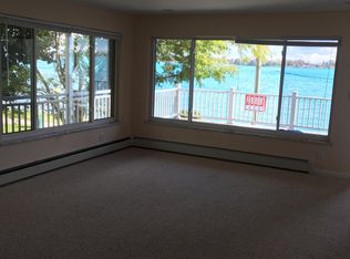 335 1/2 S Water St, Marine City, MI