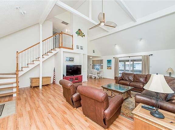 4th image of 246 Evella Dr