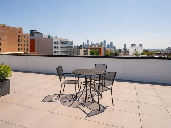 857 Bergen Avenue image 37 of 43