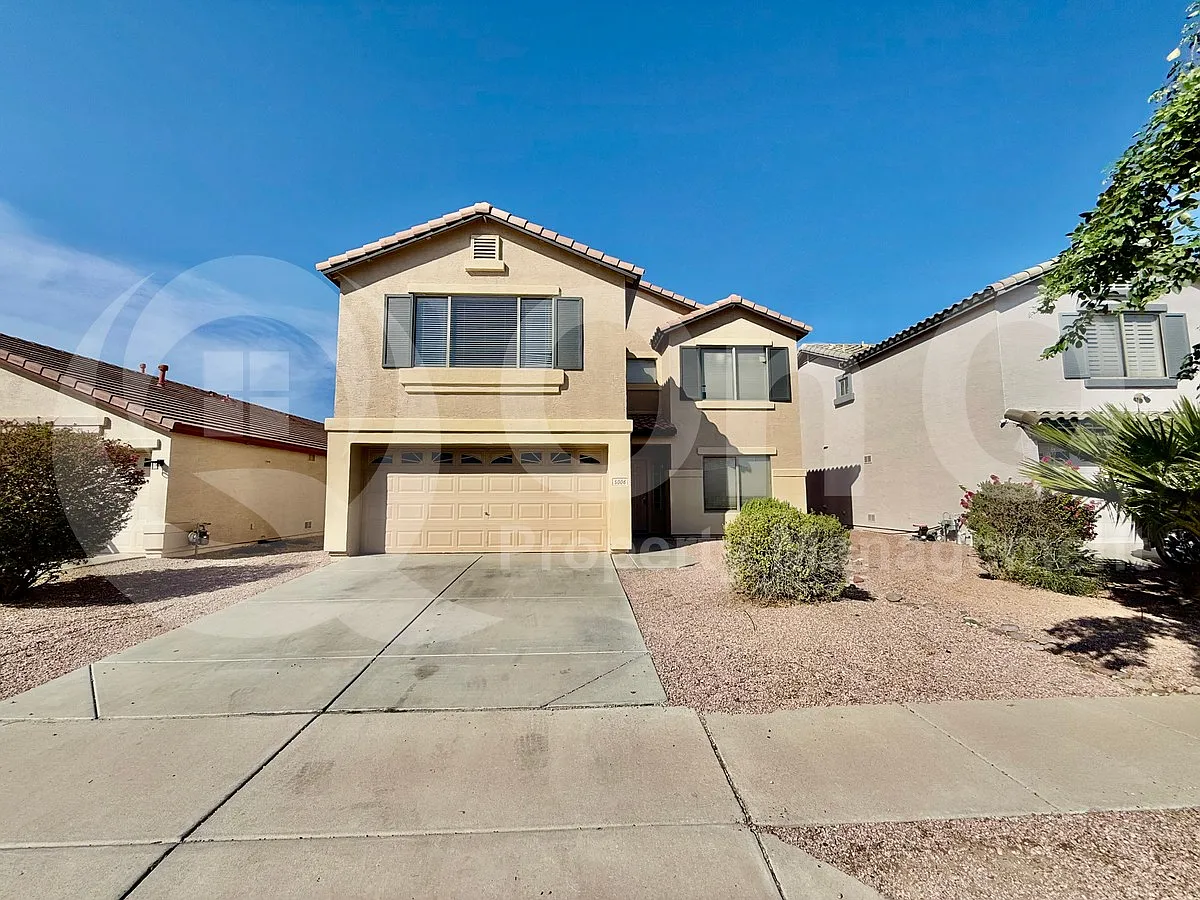 5 bed, 3.0 bath, 2182 sqft, $2,499 — Photo 1
