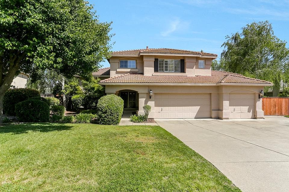 1st image of 4609 Beechwood Dr