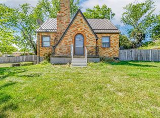 1403 Anderson Rd, Pittsburgh, PA 15209