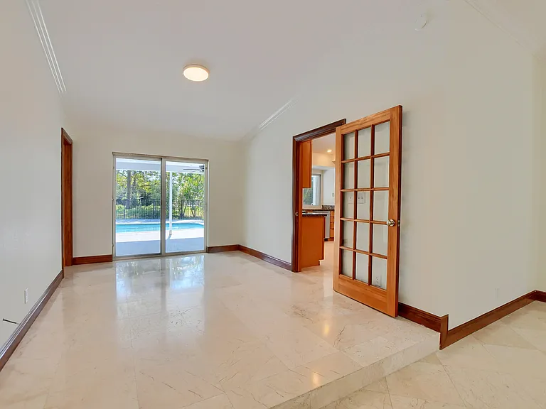 2334 NW Timbercreek Cir — Photo 17