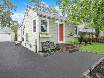 251 Smith Road, Ronkonkoma, NY, 11779