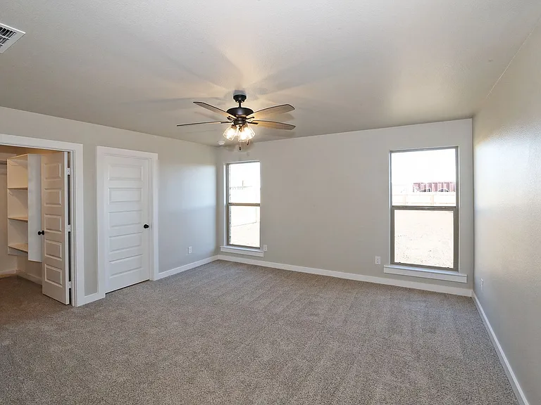 6669 Athens St — Photo 10