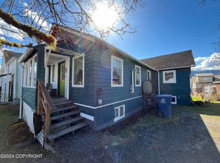 103 N 3rd St, Petersburg, AK 99833