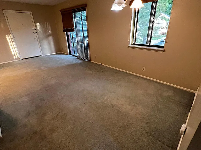 8227 Santa Fe Dr #7 — Photo 8