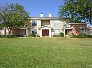 3 Meadow Creek Dr, Bossier City, LA 71111