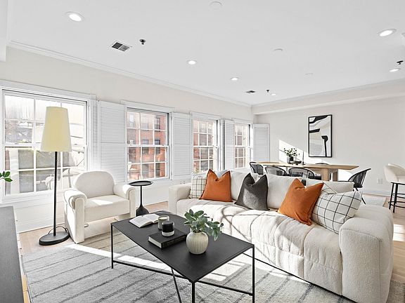 2nd image of 71 Jefferson St APT 2