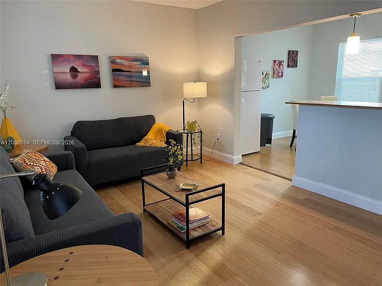 1178 NE 112th St #1 — Photo 9