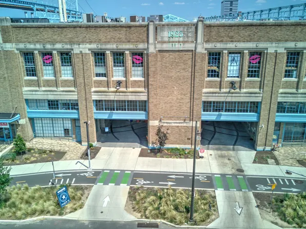 7 N Chris Columbus Blvd APT 245, Philadelphia, PA 19106