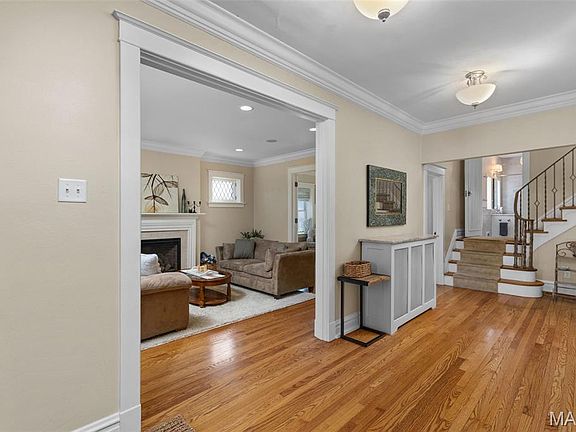 2nd image of 7330 Kingsbury Blvd