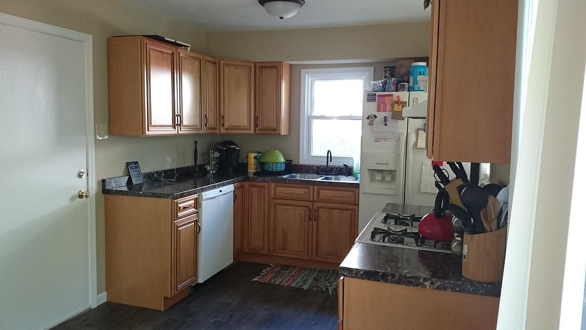 6132 Rockwood Rd, Wichita, KS 67208 | Zillow