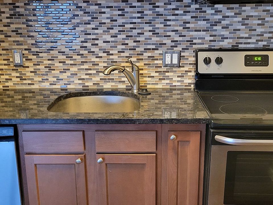 1st image of 206 N Lafayette Ave APT 1