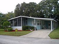 1st image of 915 Hyde Park Cir
