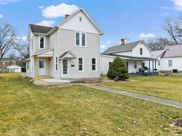 615 E Pine St, Mason City, IL 62664