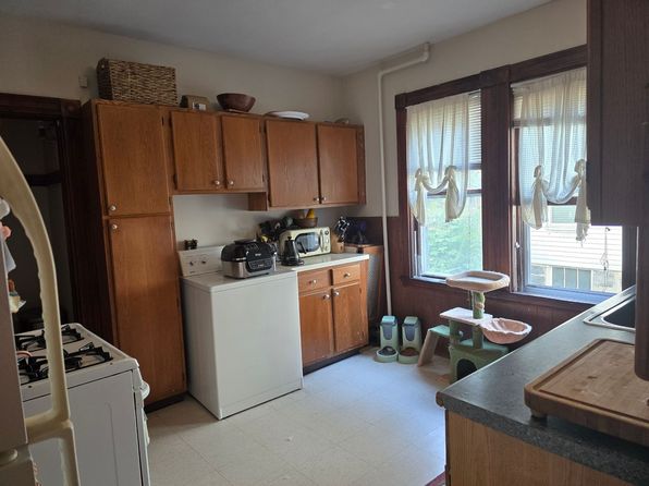 58 Liberty Ave #5